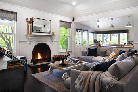 Mount Olive - Surfers Gold Coast 0