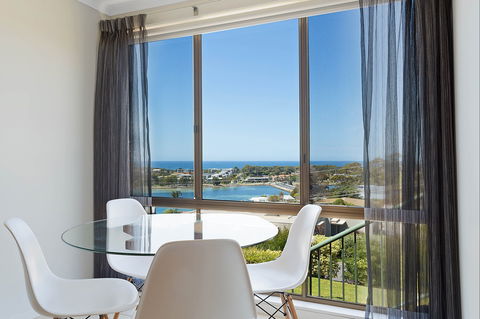 Panoramic Townhouses By Lisa - Deluxe - Surfers Gold Coast 1