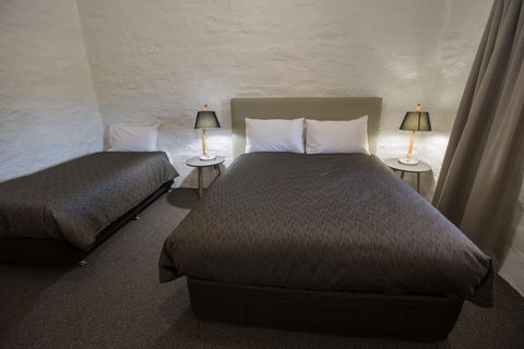 Paxton Square Cottages - Surfers Gold Coast 2
