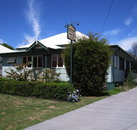 Pitstop Lodge B  B - Surfers Gold Coast