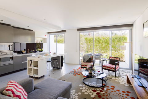 Pullman Magenta Shores Resort - Surfers Gold Coast 0