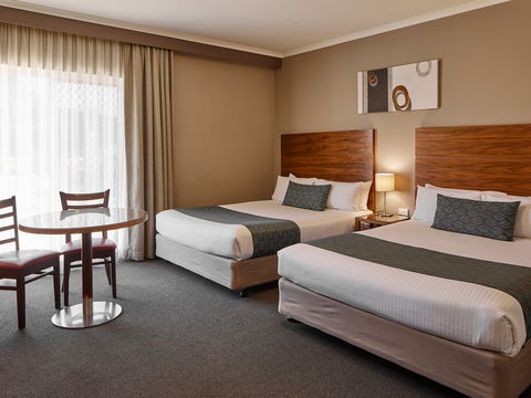 Quality Hotel Dickson - Surfers Gold Coast 1