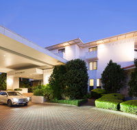 Ramada by Wyndham Diplomat Canberra - Surfers Gold Coast
