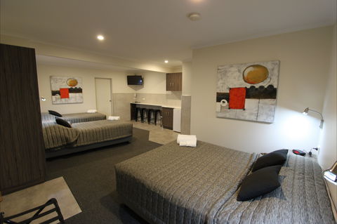 Ryley Motor Inn - Surfers Gold Coast 0