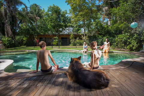 Samurai Beach Bungalows Port Stephens YHA - Surfers Gold Coast 0