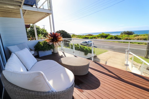 Sunrise Shores - Surfers Gold Coast 0
