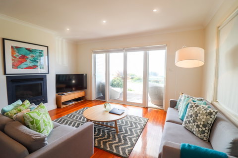 Sunrise Shores - Surfers Gold Coast 1