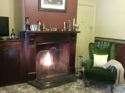 Walnut Cottage - Surfers Gold Coast 1