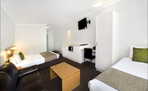 Admiralty Inn - Surfers Gold Coast 1