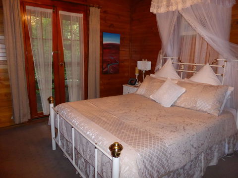 Aldgate Lodge Bed & Breakfast - Surfers Gold Coast 1