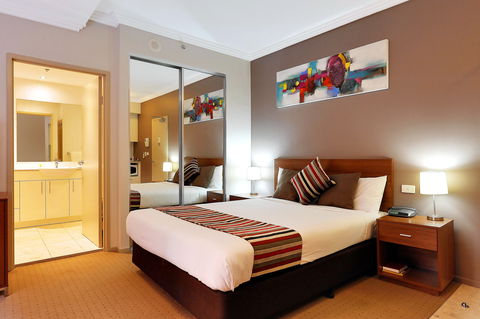 APX Darling Harbour - Surfers Gold Coast 0