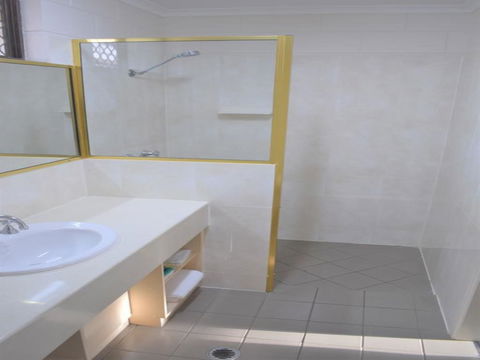 Best Western Bundaberg City Motor Inn - Surfers Gold Coast 2