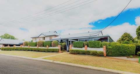 Best Western PLUS Ambassador On Ruthven - Surfers Gold Coast 2