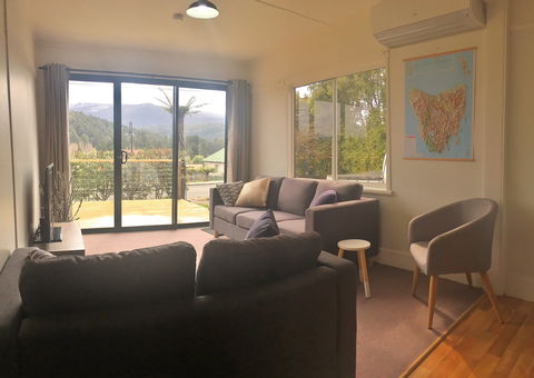 Blue Square Maydena Accommodation - Surfers Gold Coast 1