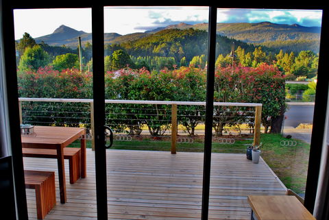Blue Square Maydena Accommodation - Surfers Gold Coast 2
