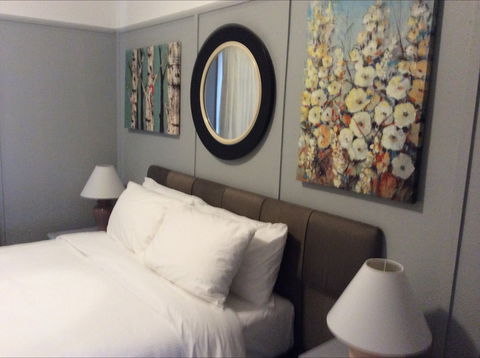 Bourke Apartments - Surfers Gold Coast 0