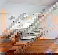 Casa Dolce Cottage - Surfers Gold Coast