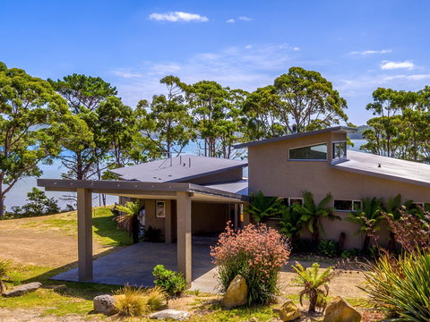 Cloudy Bay Lagoon Estate - Surfers Gold Coast 1