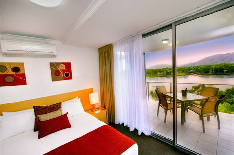 Edge Apartment Hotel - Surfers Gold Coast 2