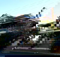 Gidgee Guesthouse - Surfers Gold Coast