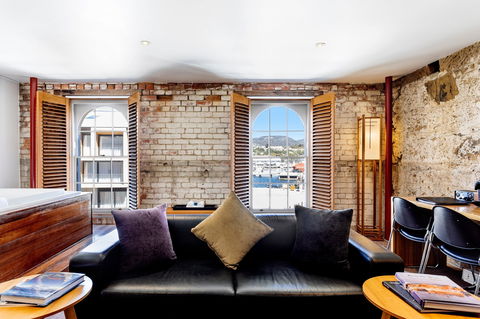 Henry Jones Art Hotel - The - Surfers Gold Coast 0