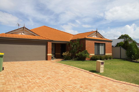 Mandurah Golf Links Retreat - Surfers Gold Coast 0