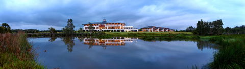 Mercure Kooindah Waters Central Coast - Surfers Gold Coast 0