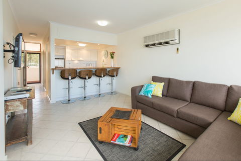 Spalding Lodge Unit 12 - Surfers Gold Coast 1
