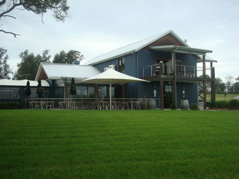 Tatler Vineyard Accommodation - Surfers Gold Coast 0