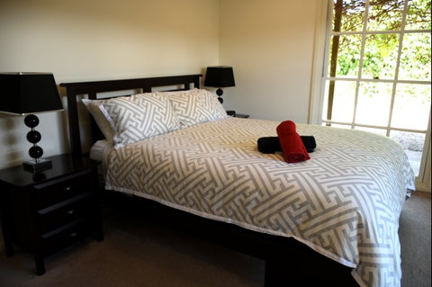 Wagga Riverside Apartments - Surfers Gold Coast 1
