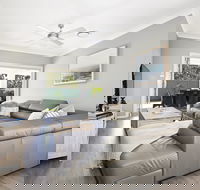 Wowly Waters - Surfers Gold Coast