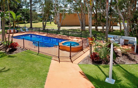 Yamba Aston Motel - Surfers Gold Coast 2