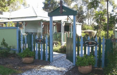 Billabong Cottage Bed And Breakfast - Surfers Gold Coast