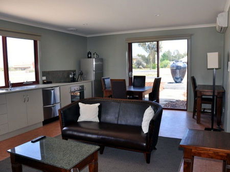 Bairnsdalemotel.com.au - Surfers Gold Coast 3