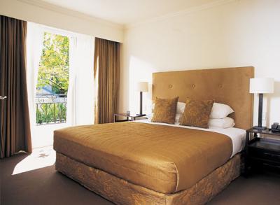 The Lyall Hotel And Spa - Surfers Gold Coast 3