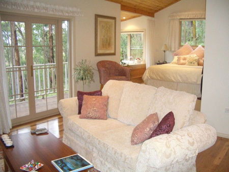 Myers Creek Cascades Luxury Cottages - Surfers Gold Coast 4