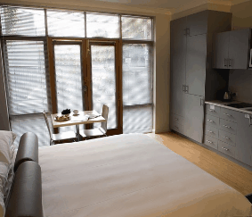 Easystay at Acland Street - Surfers Gold Coast