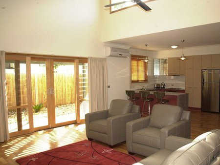 The Lakes Apartments - Surfers Gold Coast 4