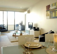 Boutique Stays - Elwood Village Apartment - Surfers Gold Coast