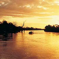 Matahari Houseboats - Surfers Gold Coast 4
