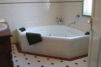 Glazebrook Cottage - Surfers Gold Coast 2