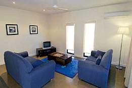 Mirrabooka Units - Surfers Gold Coast 1