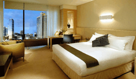 Crown Promenade Hotel - Surfers Gold Coast