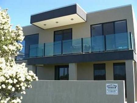 Ocean View Beach House - Surfers Gold Coast 1