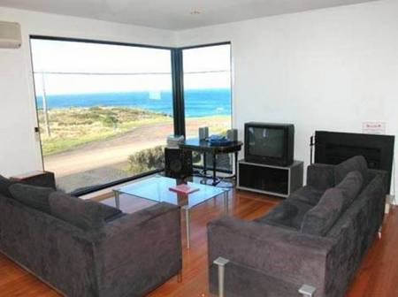 Ocean View Beach House - Surfers Gold Coast 3