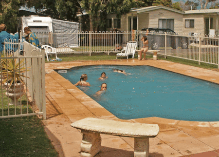 Apollo Bay Holiday Park - Surfers Gold Coast