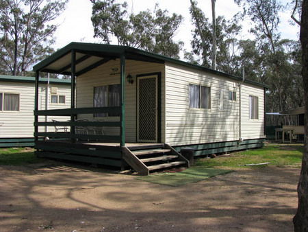 Laanecoorie Lakeside Park - Surfers Gold Coast 1
