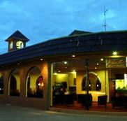 The Bell Tower Inn - Surfers Gold Coast