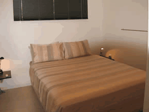 Aztra Gladstone Business Apartments - Surfers Gold Coast 4