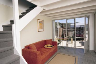 Oceanic Apartments - Surfers Gold Coast 3